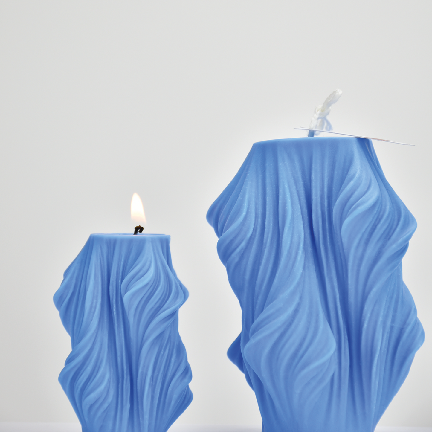 Bougie décorative bleu en cire de soja AÏA Grand