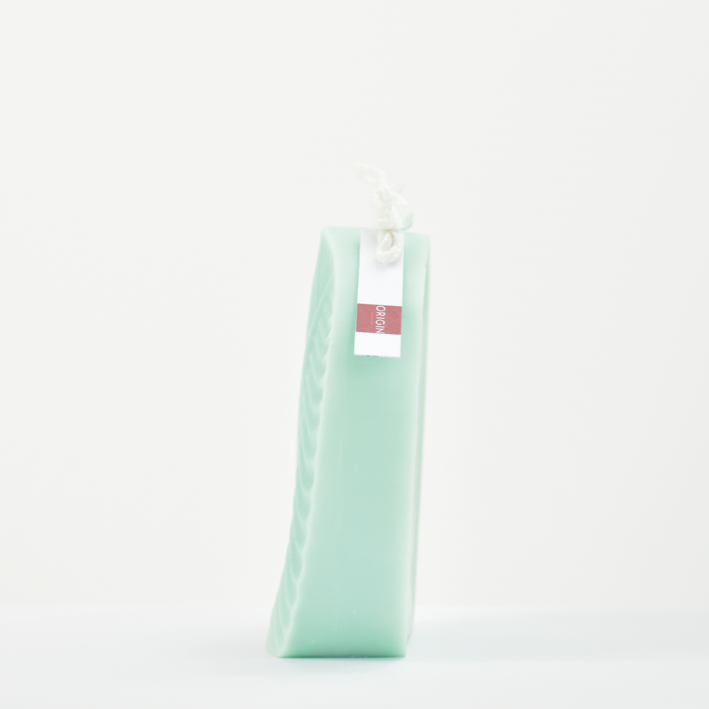 Bougie décorative verte en cire de soja en forme de feuille IRO