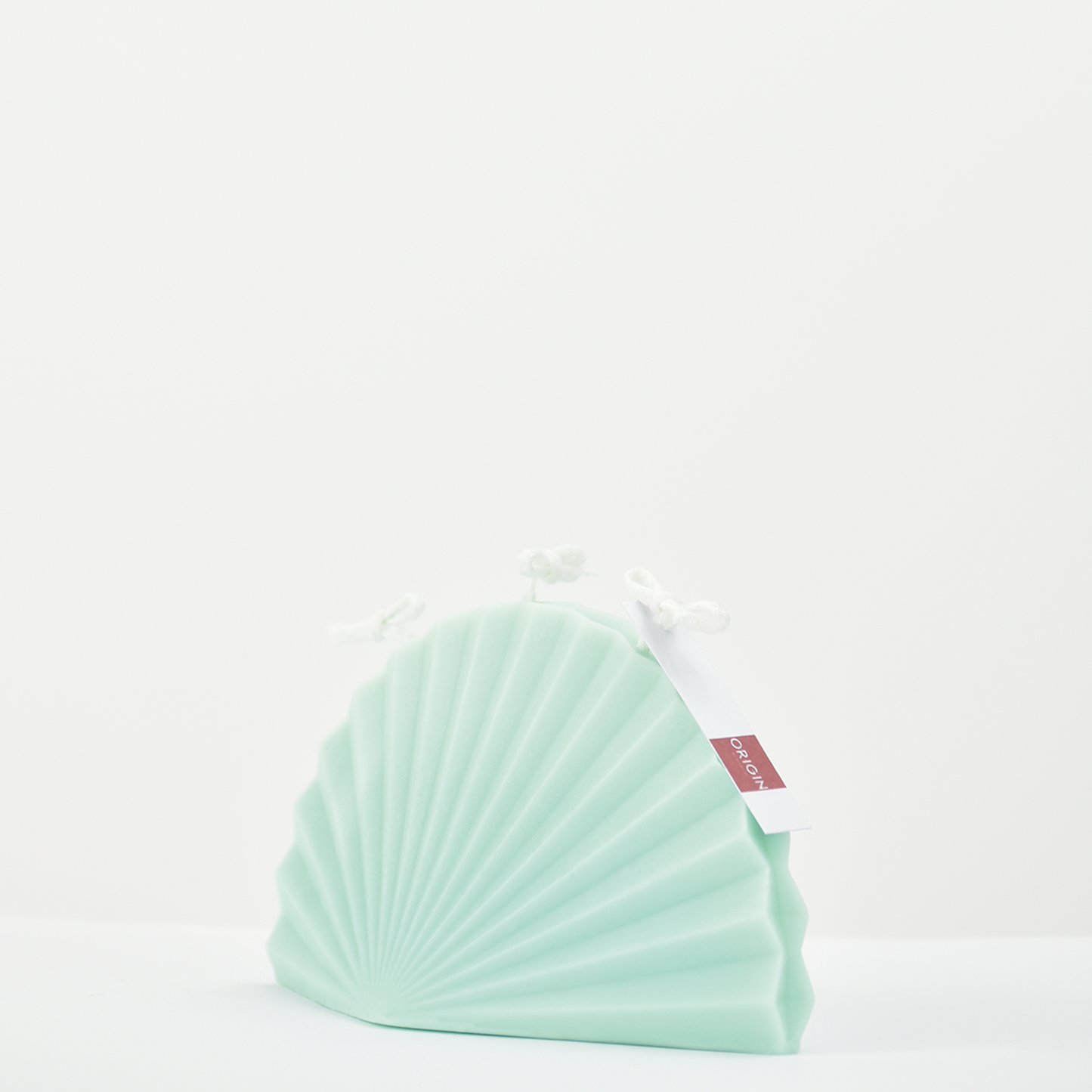 Bougie décorative verte en cire de soja en forme de feuille RAVINALA