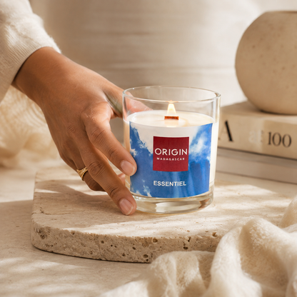 Bougie en contenant non parfumé ESSENTIEL